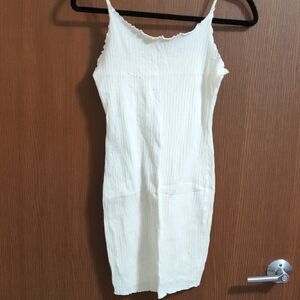 Chic White Ribbed Dress